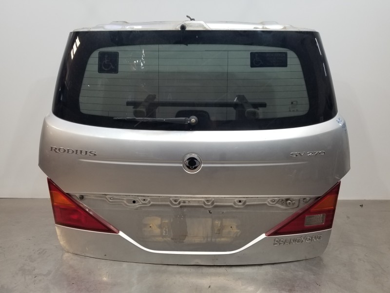 Recambio de porton trasero para ssangyong rodius premium referencia OEM IAM 6401121101  