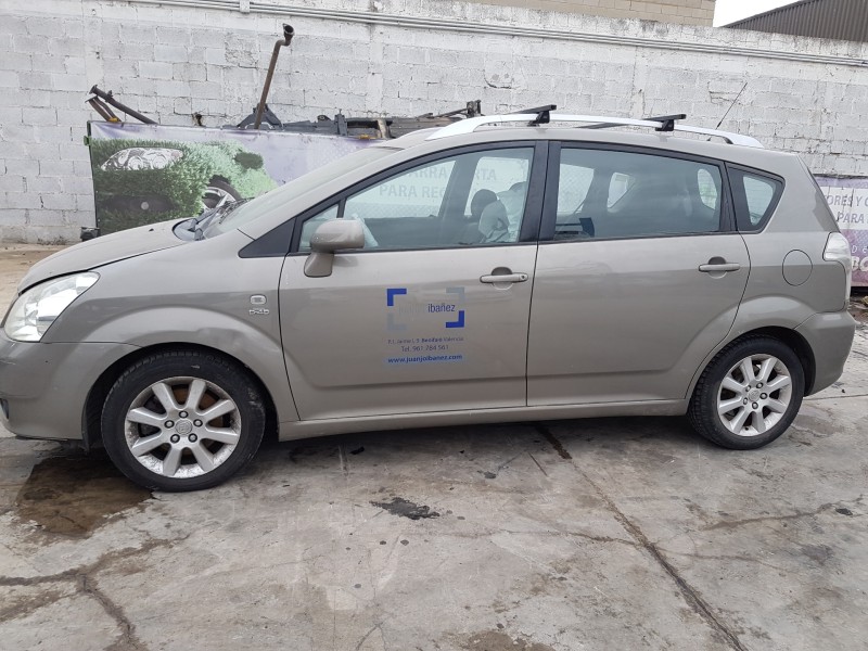 toyota corolla verso (r1) del año 2005
