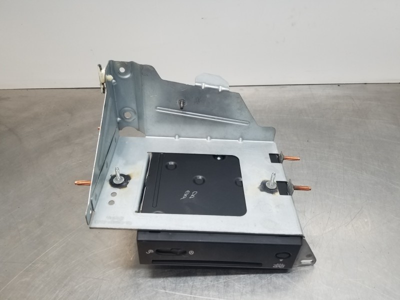 Recambio de sistema dvd para jaguar xf luxury referencia OEM IAM AW8310E887CB  