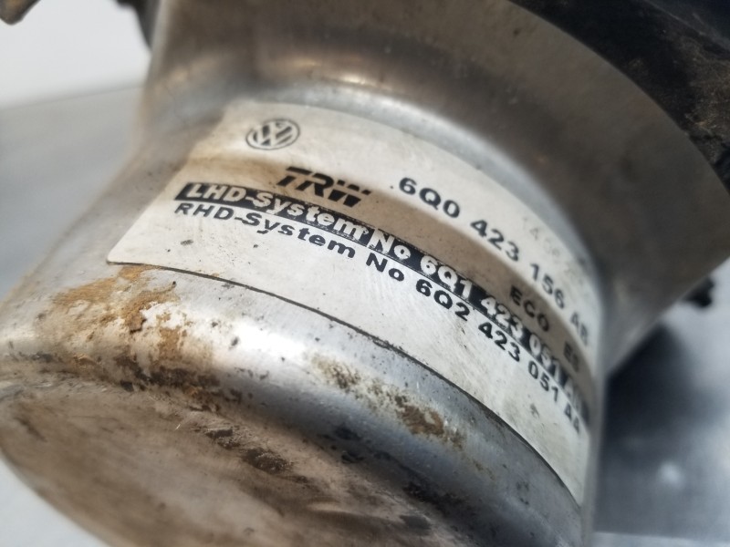 Recambio de bomba direccion para volkswagen polo (9n1) basic referencia OEM IAM 6R0423156C 6Q0423156AB 