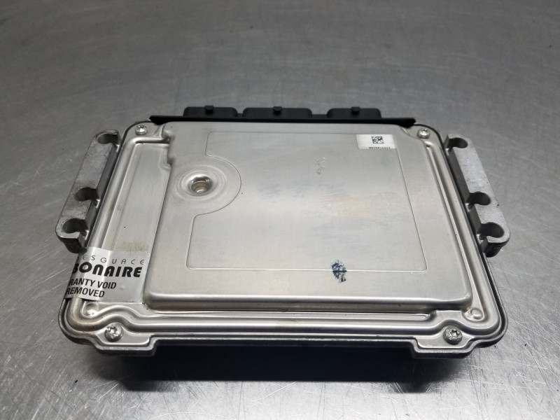 Recambio de centralita motor uce para citroen c4 sedan collection referencia OEM IAM 9664257580  