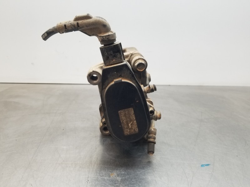 Recambio de pinza freno trasera derecha para hyundai tucson klass referencia OEM IAM 58311D7A71  