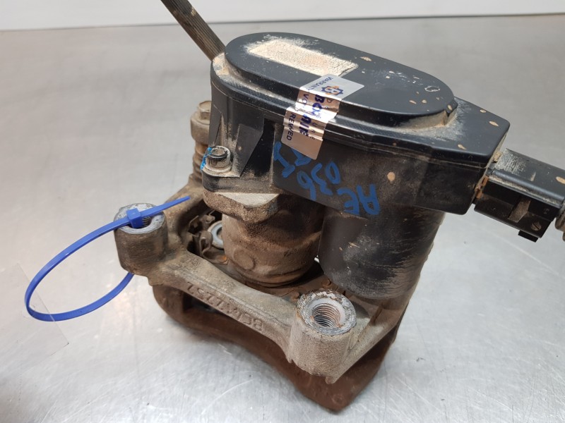 Recambio de pinza freno trasera izquierda para hyundai tucson klass referencia OEM IAM 58310D7A71  