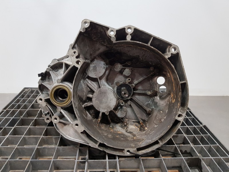 Recambio de caja cambios para ford focus lim. (cb8) urban referencia OEM IAM 2255744 AV6R7002GG AV6R7002GK Recambio de caja cambios para ford focus lim. (cb8) urban referencia OEM IAM 2255744 AV6R7002GG AV6R7002GK