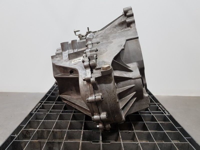 Recambio de caja cambios para mazda 3 lim. () luxury referencia OEM IAM D60403000 5TH0909934 A23FB25F