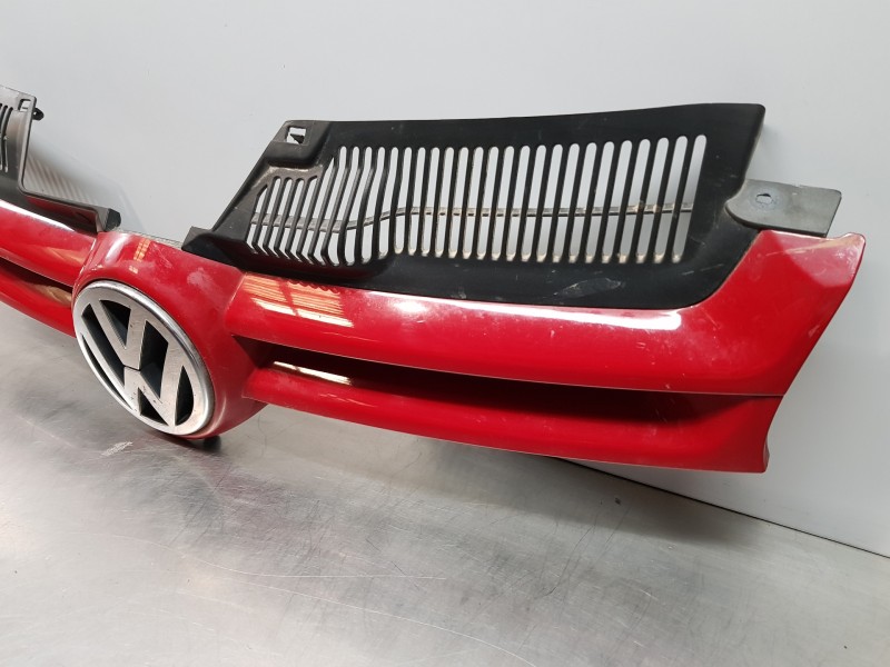 Recambio de rejilla delantera para volkswagen golf v berlina (1k1) highline referencia OEM IAM 1K0853651AGRU   Recambio de rejilla delantera para volkswagen golf v berlina (1k1) highline referencia OEM IAM 1K0853651AGRU