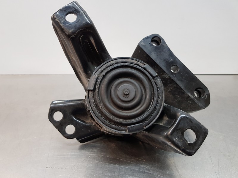 Recambio de soporte motor derecho para hyundai tucson klass referencia OEM IAM 21810D3200  