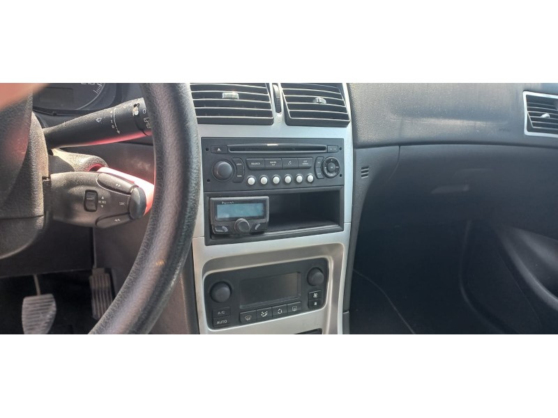 peugeot 307 berlina (s2) del año 2006