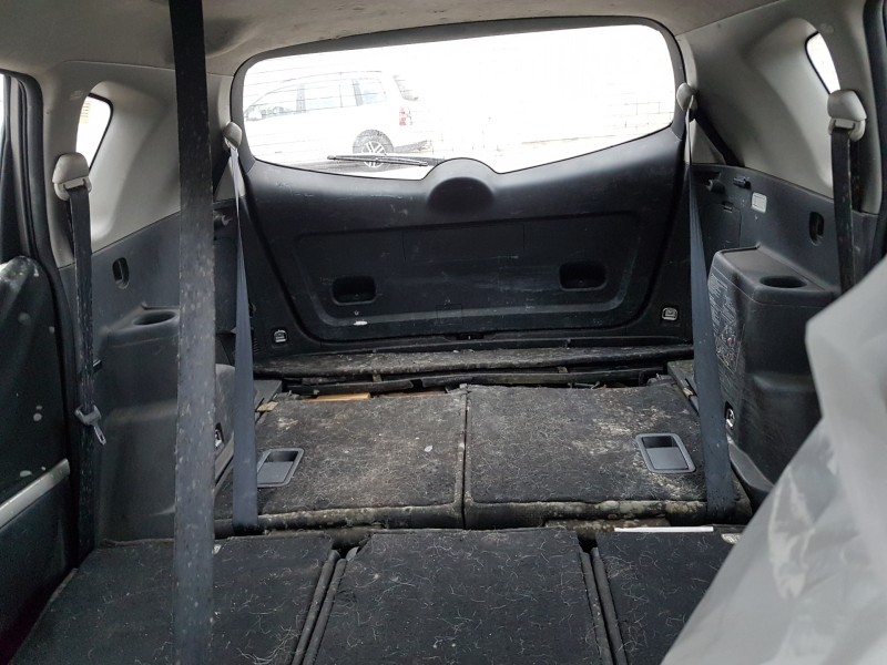 toyota corolla verso (r1) del año 2005