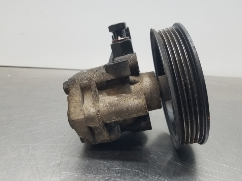 Recambio de bomba direccion para kia carnival ii ex referencia OEM IAM 0K55232600D K55232600D 