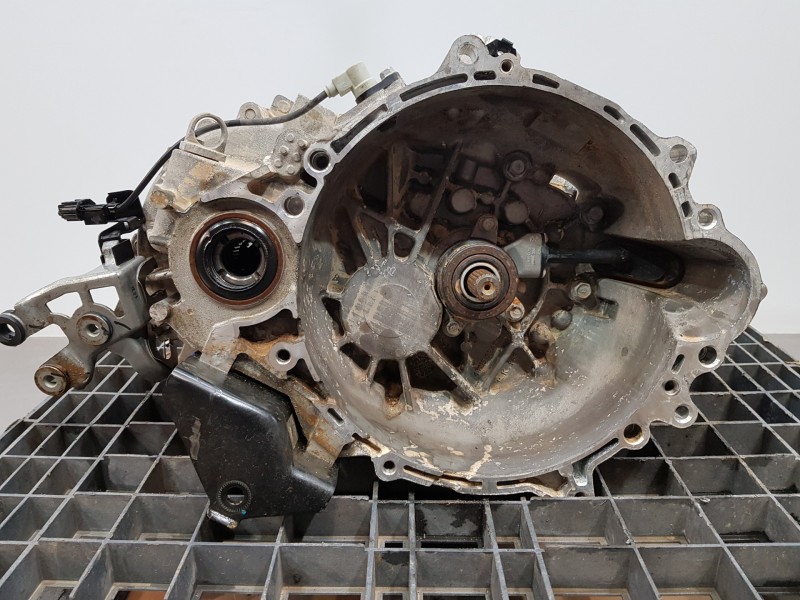 Recambio de caja cambios para hyundai tucson tecno sky referencia OEM IAM 430B032622  