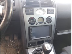 ford mondeo berlina (ge) del año 2001 2