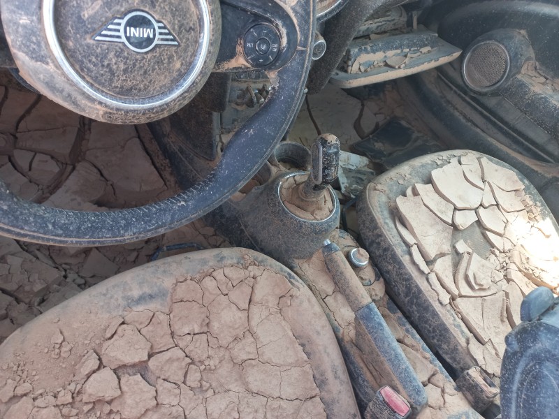 bmw mini cabrio (f57) del año 2021