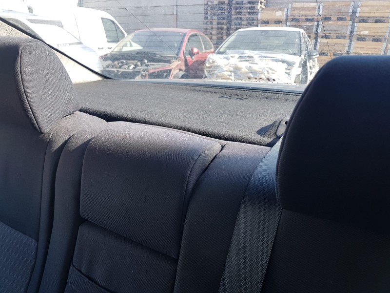 ford mondeo berlina (ge) del año 2001