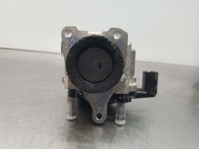 Recambio de valvula egr para hyundai tucson tecno sky referencia OEM IAM 283102U700  