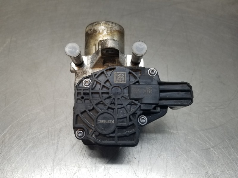 Recambio de valvula egr para hyundai tucson tecno sky referencia OEM IAM 283102U700  