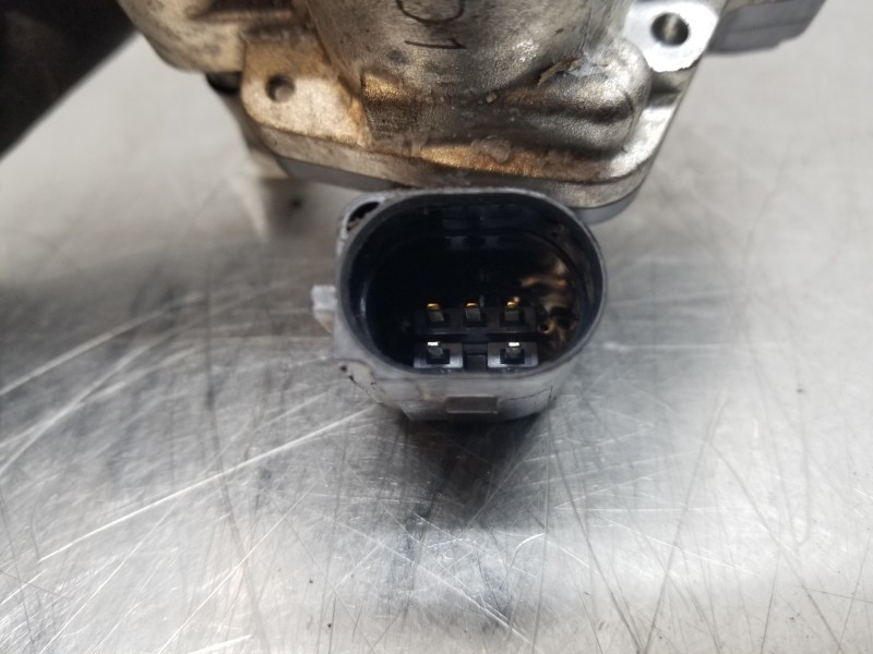 Recambio de valvula egr para hyundai tucson tecno sky referencia OEM IAM 283102U700  