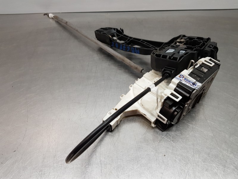 Recambio de cerradura puerta delantera izquierda para mercedes sprinter iii furgón fwd 311 referencia OEM IAM A9077200000 A20400