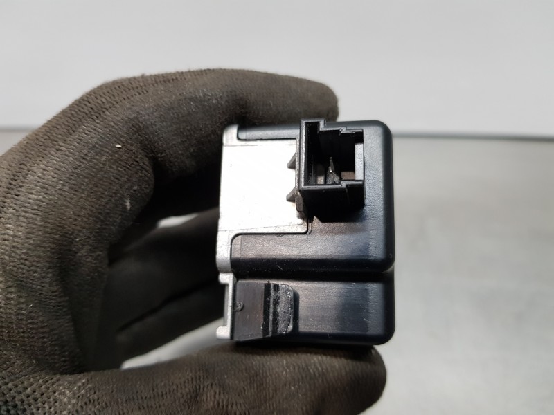 Recambio de antirrobo para mercedes sprinter iii furgón fwd 311 referencia OEM IAM A0999009401  