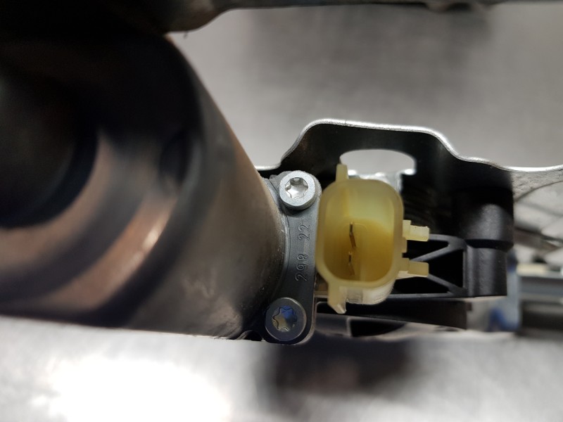 Recambio de elevalunas delantero derecho para mercedes sprinter iii furgón fwd 311 referencia OEM IAM A9107201100  