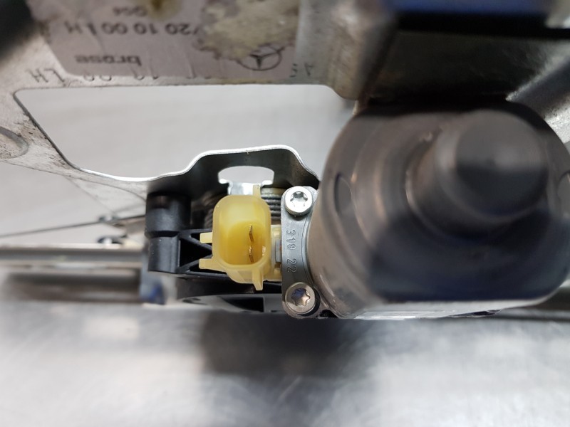 Recambio de elevalunas delantero izquierdo para mercedes sprinter iii furgón fwd 311 referencia OEM IAM A9107201000  