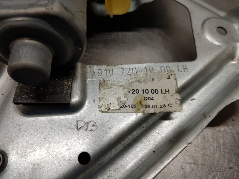 Recambio de elevalunas delantero izquierdo para mercedes sprinter iii furgón fwd 311 referencia OEM IAM A9107201000  