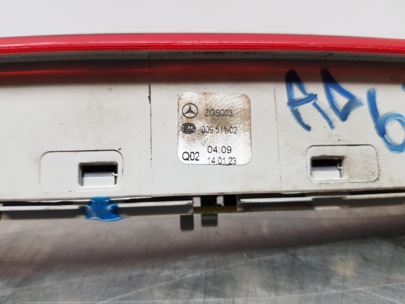 Recambio de luz central de freno para mercedes sprinter iii furgón fwd 311 referencia OEM IAM A9109066800  