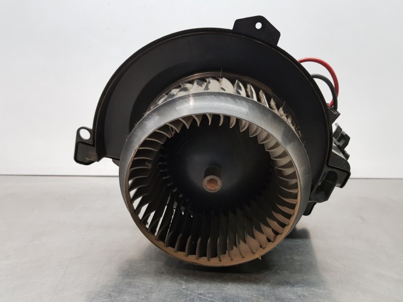 Recambio de motor calefaccion para mercedes sprinter iii furgón fwd 311 referencia OEM IAM A0008307902  