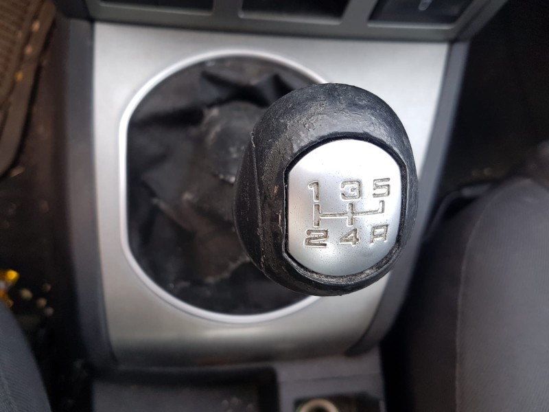 ford mondeo berlina (ge) del año 2001