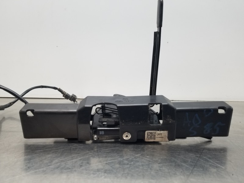 Recambio de cerradura capot para hyundai tucson tecno sky referencia OEM IAM 81130N9000  