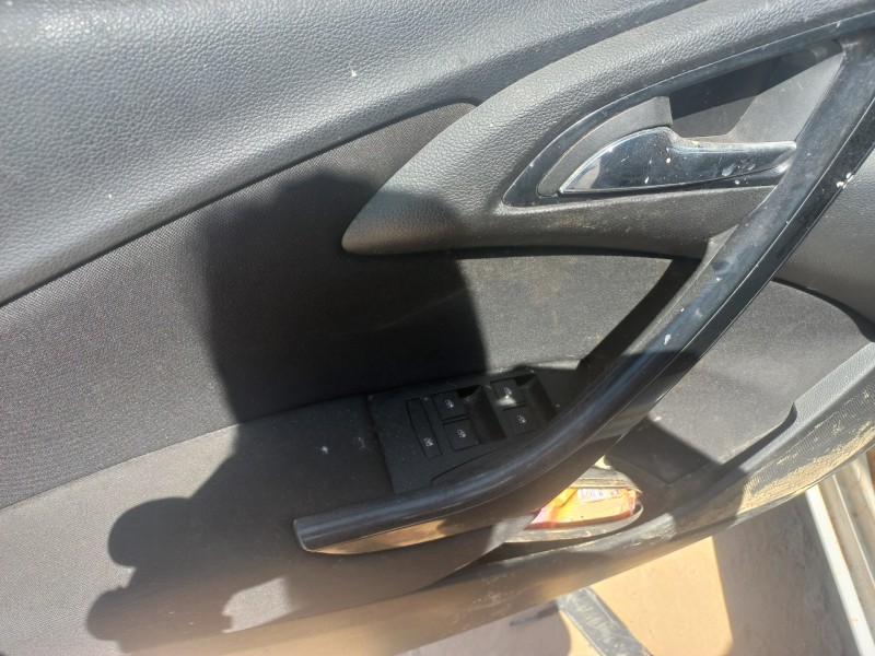 opel astra j lim. del año 2013