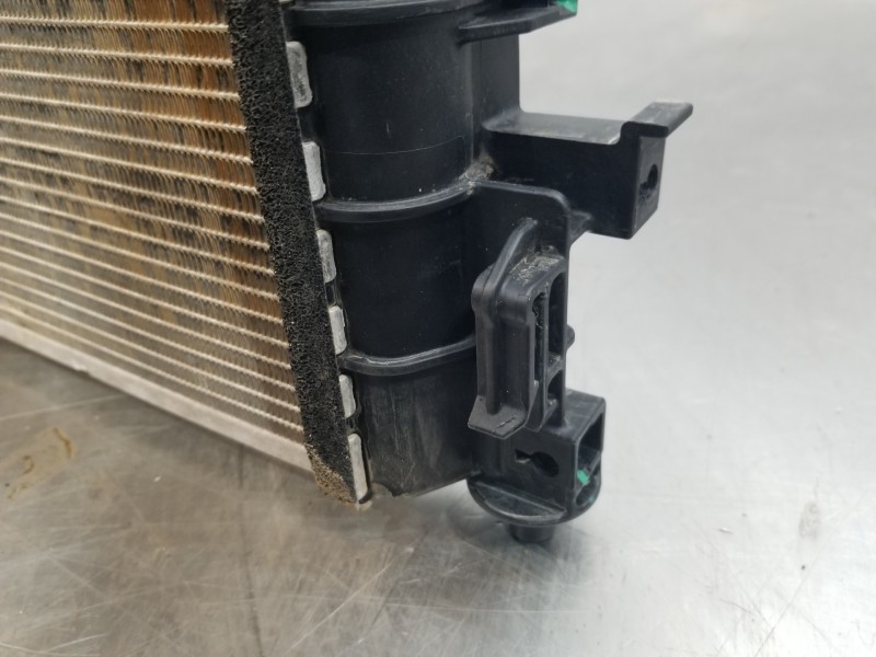 Recambio de radiador agua para hyundai tucson tecno sky referencia OEM IAM 25310N7010  