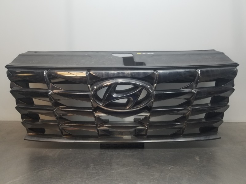 Recambio de rejilla delantera para hyundai tucson tecno sky referencia OEM IAM 86350N7100 86390N7000 
