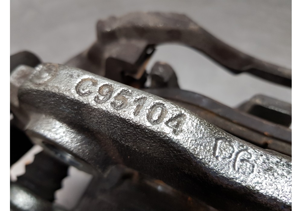 Recambio de pinza freno delantera derecha para mercedes sprinter iii furgón fwd 311 referencia OEM IAM A9104211001 C95104 