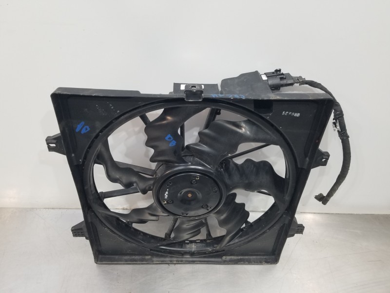 Recambio de electroventilador para hyundai tucson tecno sky referencia OEM IAM 25380N7100 25304N7021 