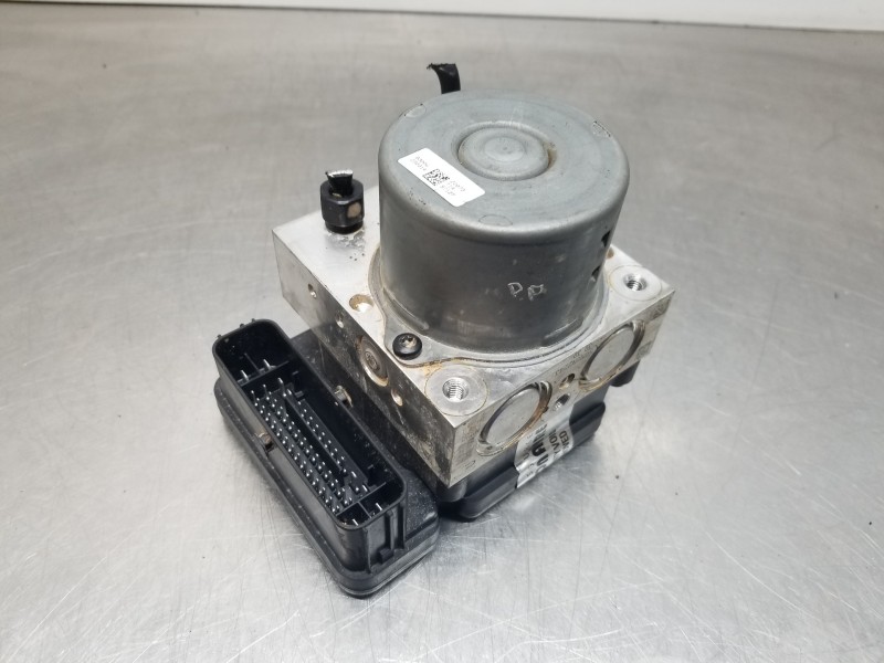 Recambio de abs para hyundai tucson tecno sky referencia OEM IAM 58910N7031 BE600MBQ02 