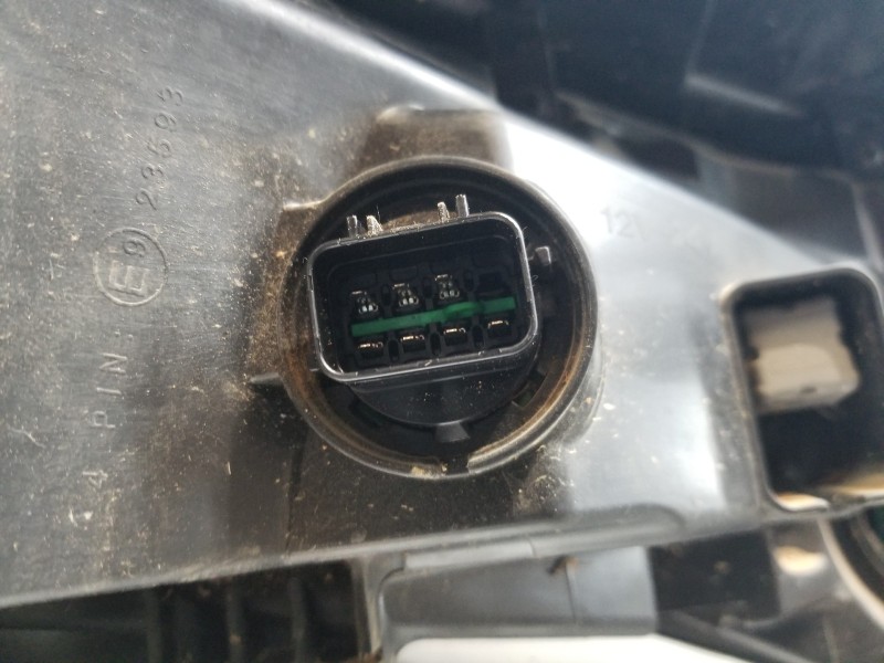 Recambio de piloto delantero izquierdo para hyundai tucson tecno sky referencia OEM IAM 92207N7100  