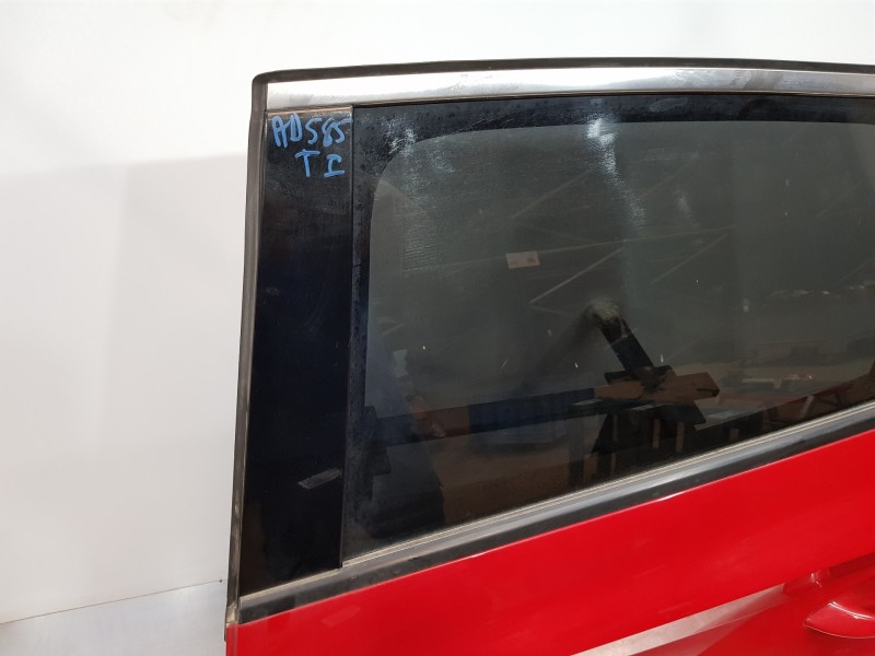 Recambio de puerta trasera izquierda para hyundai tucson tecno sky referencia OEM IAM 77003N7005  