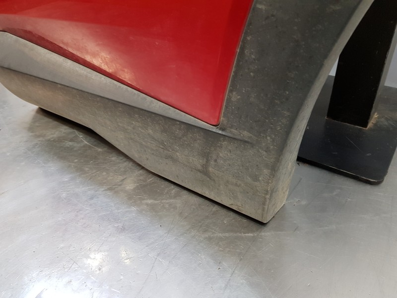 Recambio de puerta trasera izquierda para hyundai tucson tecno sky referencia OEM IAM 77003N7005  