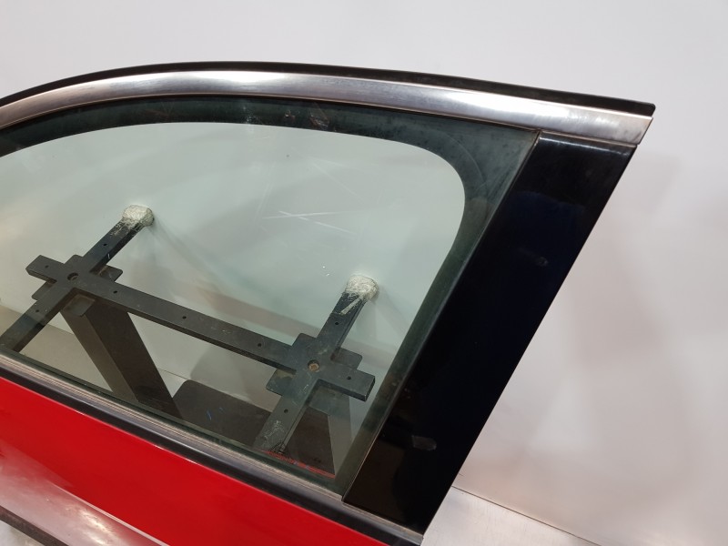 Recambio de puerta delantera izquierda para hyundai tucson tecno sky referencia OEM IAM 76003N7005  