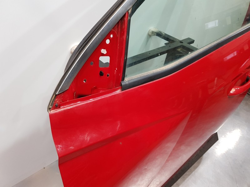 Recambio de puerta delantera izquierda para hyundai tucson tecno sky referencia OEM IAM 76003N7005  