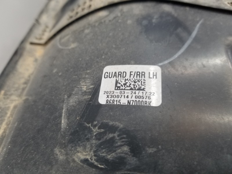 Recambio de paso rueda para hyundai tucson tecno sky referencia OEM IAM 86811N7000  