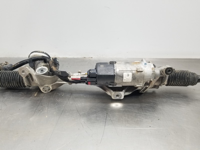 Recambio de cremallera direccion para hyundai tucson tecno sky referencia OEM IAM 57700R2000  