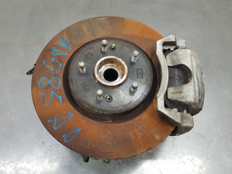 Recambio de mangueta delantera derecha para hyundai tucson tecno sky referencia OEM IAM 51711N7000  