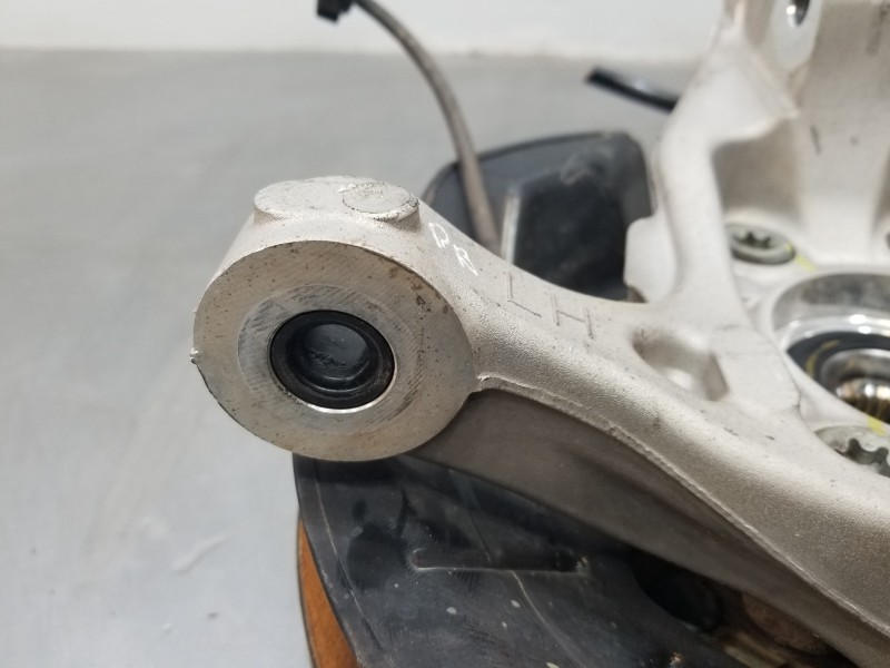 Recambio de mangueta delantera izquierda para hyundai tucson tecno sky referencia OEM IAM 51710N7000  