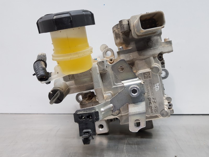 Recambio de bomba embrague para hyundai tucson tecno sky referencia OEM IAM 4147032800  