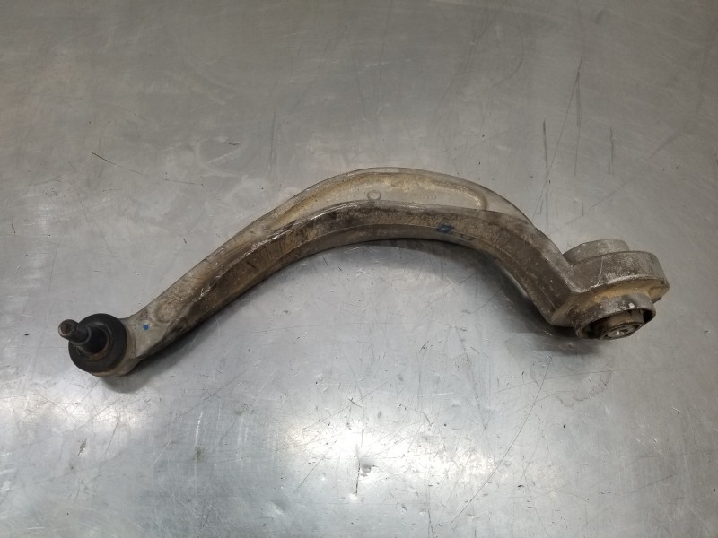 Recambio de brazo suspension inferior delantero derecho para audi a5 coupe (8t) essence referencia OEM IAM 8K0407694AF  