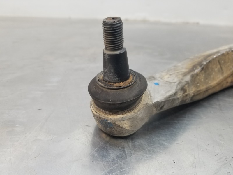 Recambio de brazo suspension inferior delantero derecho para audi a5 coupe (8t) essence referencia OEM IAM 8K0407694AF  