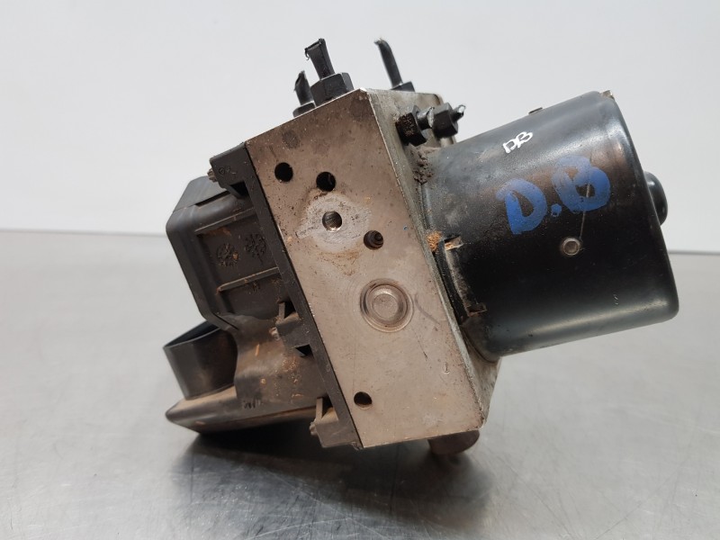 Recambio de abs para seat ibiza (6l1) sigma referencia OEM IAM 6Q0614117E 0265800003 0265222006