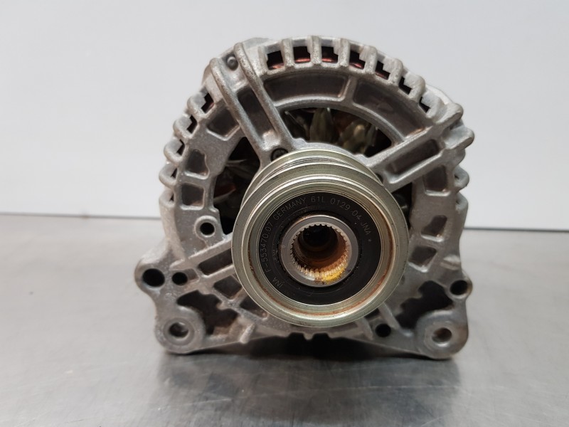 Recambio de alternador para volkswagen caddy ocio furgón referencia OEM IAM 03L903023 0124525187 
